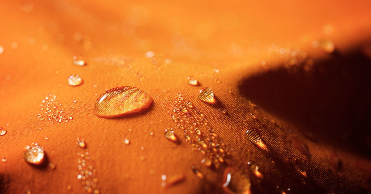 BlogImage_1200x628px_Article 1_ Water Repellent Vs. Water Resistant